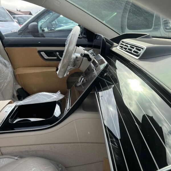 Mercedes-Benz S-Klasse из Германии (80012)