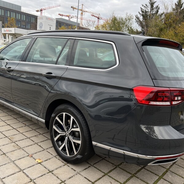 Volkswagen Passat из Германии (80217)