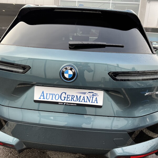 BMW iX из Германии (82413)