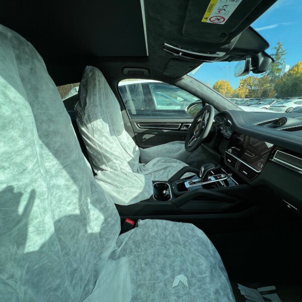 Porsche Cayenne из Германии (80743)