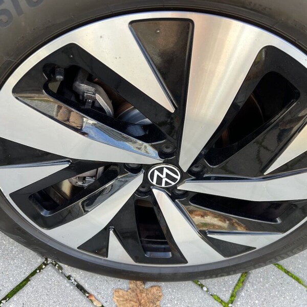 Volkswagen ID из Германии (80931)