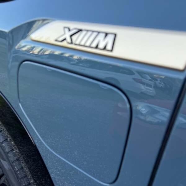 BMW XM из Германии (81148)