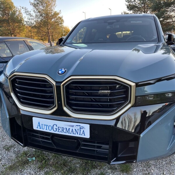BMW XM из Германии (81108)