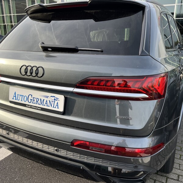 Audi Q7 из Германии (81190)