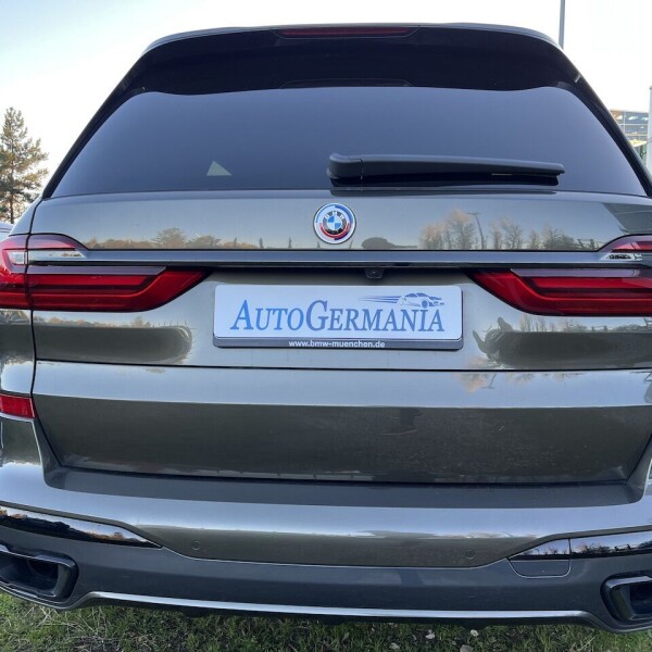 BMW X7 из Германии (81264)