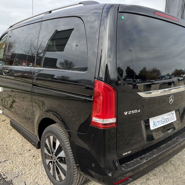 Mercedes-Benz Vito/ Viano V220, V250, V300 из Германии (81303)