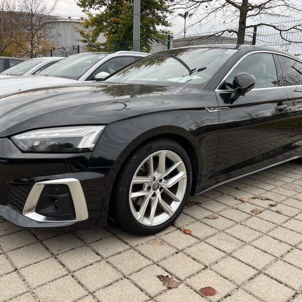 Audi A5  из Германии (81323)