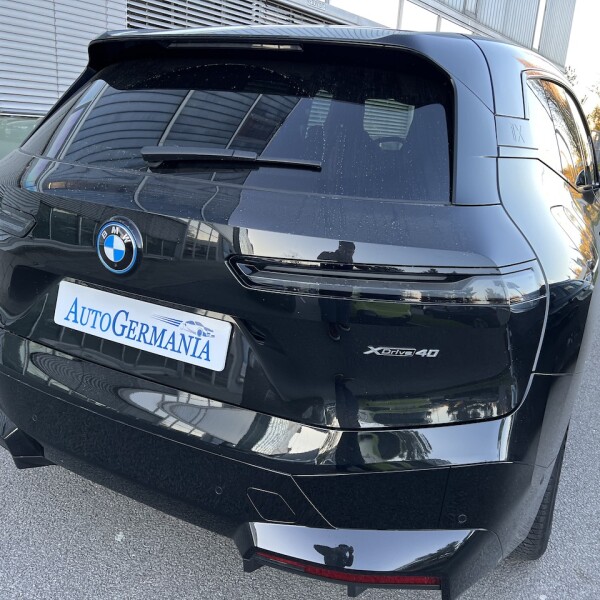 BMW iX из Германии (81379)