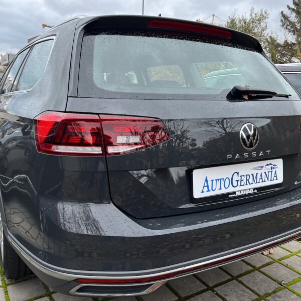 Volkswagen Alltrack из Германии (81533)