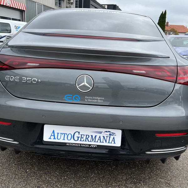 Mercedes-Benz EQE из Германии (81792)
