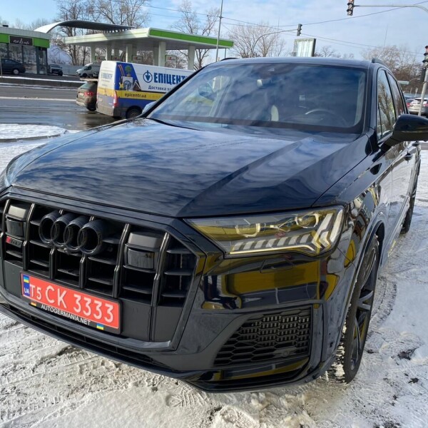 Audi SQ7 из Германии (82732)