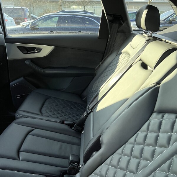 Audi Q7 из Германии (89500)