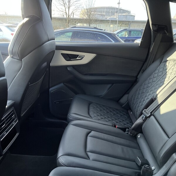 Audi Q7 из Германии (89499)