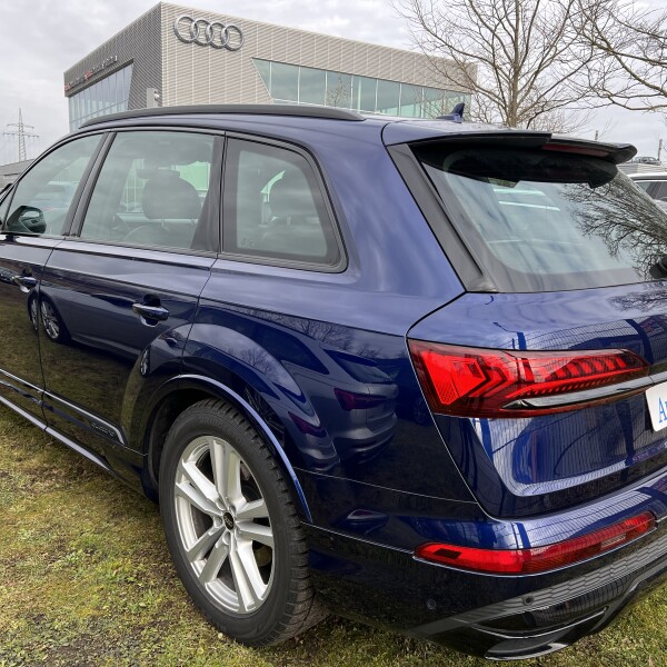 Audi Q7 из Германии (89488)