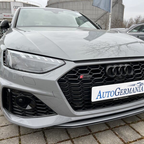 Audi RS4 из Германии (91040)