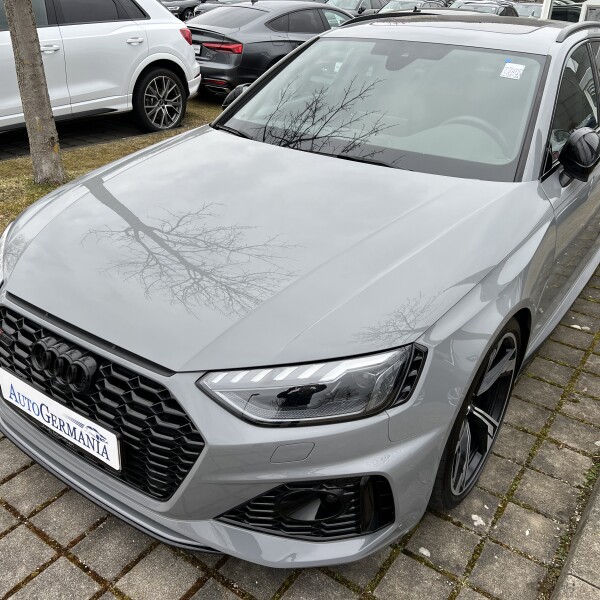 Audi RS4 из Германии (91035)