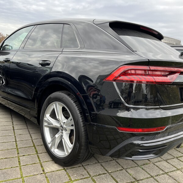 Audi Q8 из Германии (91469)