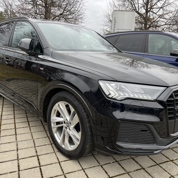 Audi Q7 из Германии (92325)