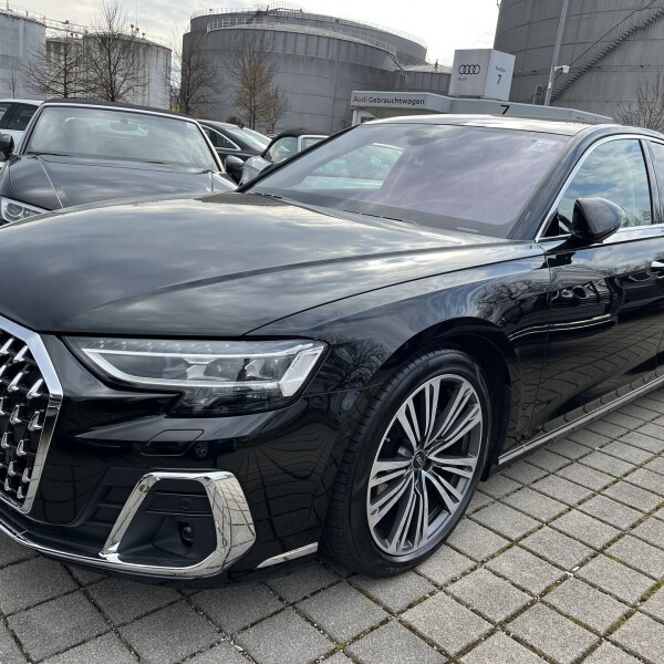 Audi A8  из Германии (92937)