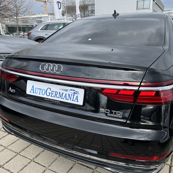 Audi A8  из Германии (92920)