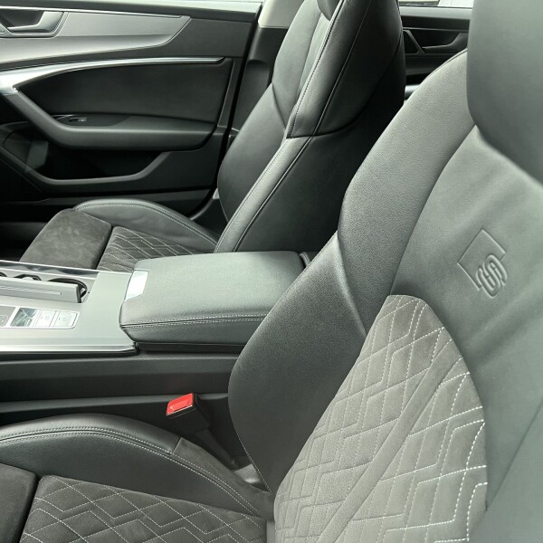 Audi A7  из Германии (93346)
