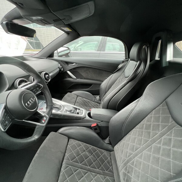 Audi TT из Германии (93542)