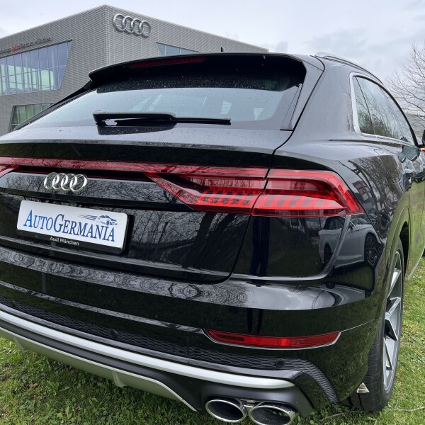 Audi SQ8 из Германии (93890)