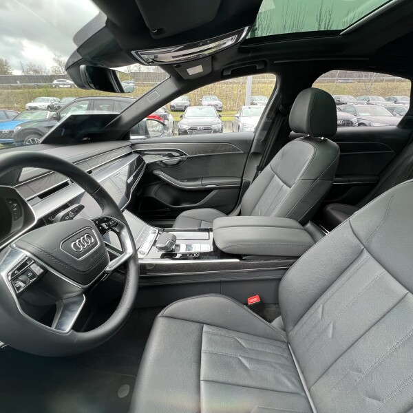 Audi A8  из Германии (95083)