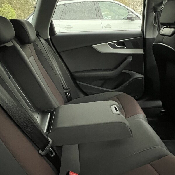 Audi A4 Allroad из Германии (95850)