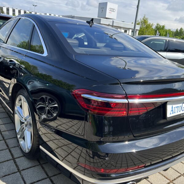 Audi S8  из Германии (97057)