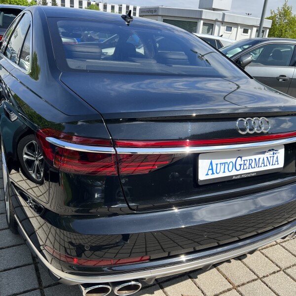 Audi S8  из Германии (97059)
