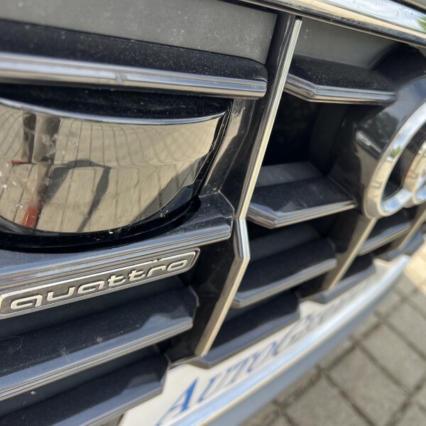 Audi Q8 из Германии (98362)