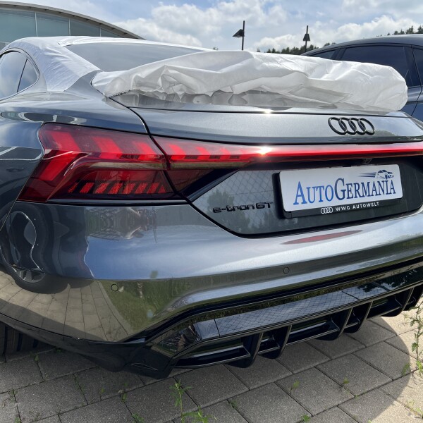 Audi e-tron GT из Германии (98828)