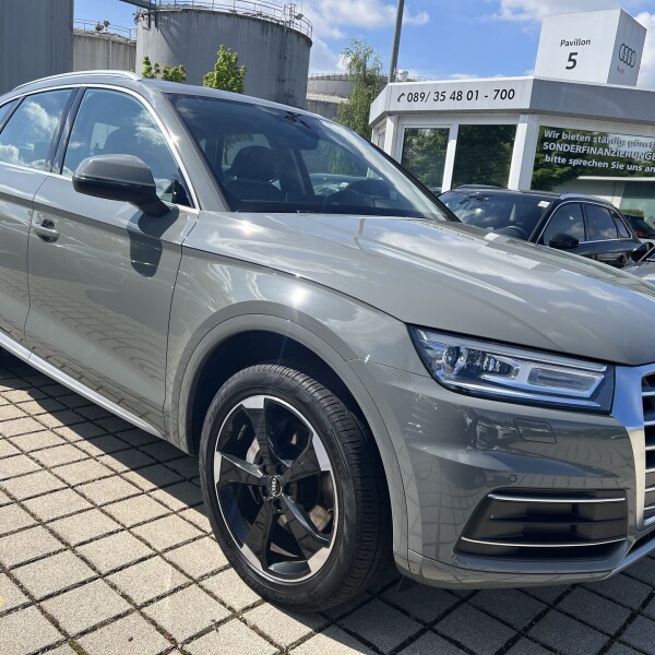 Audi Q5 из Германии (99461)