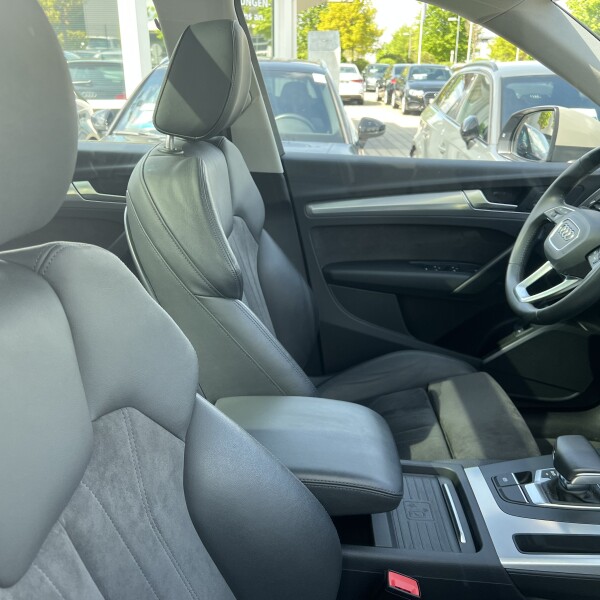 Audi Q5 из Германии (99477)