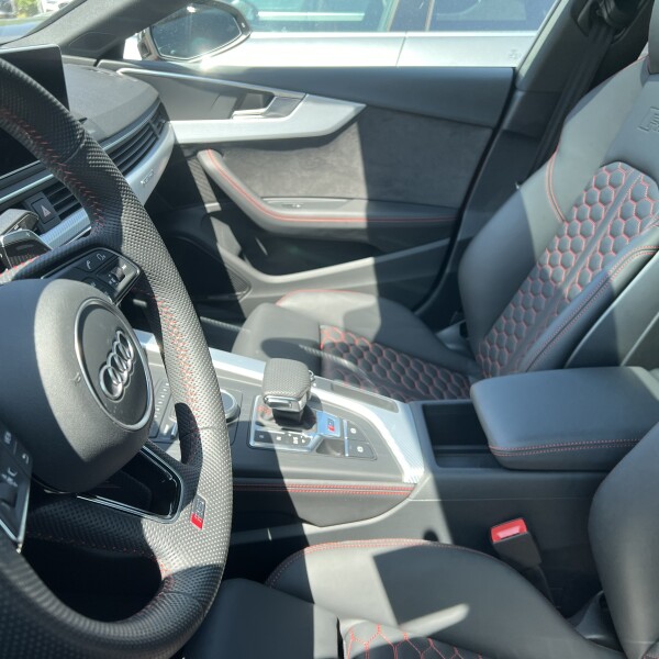 Audi RS5 из Германии (100392)