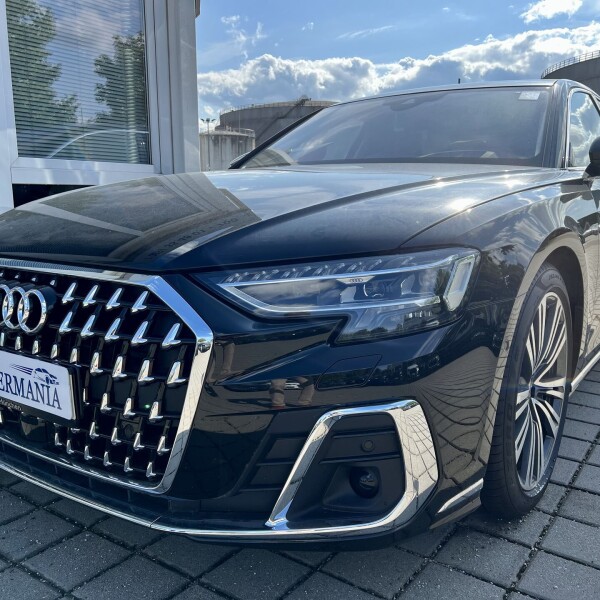 Audi A8  из Германии (102722)