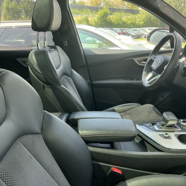 Audi Q7 из Германии (103802)