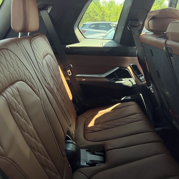 BMW X7 из Германии (104037)