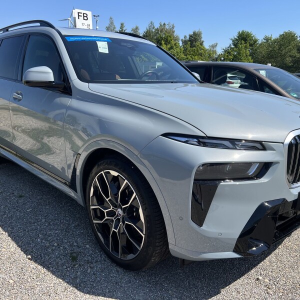 BMW X7 из Германии (104012)