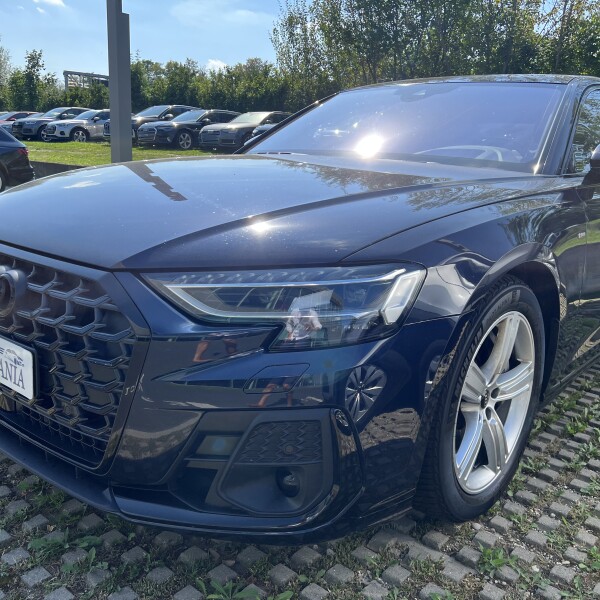 Audi A8  из Германии (105004)