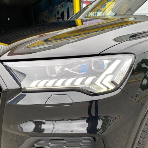 Audi Q7 из Германии (106995)