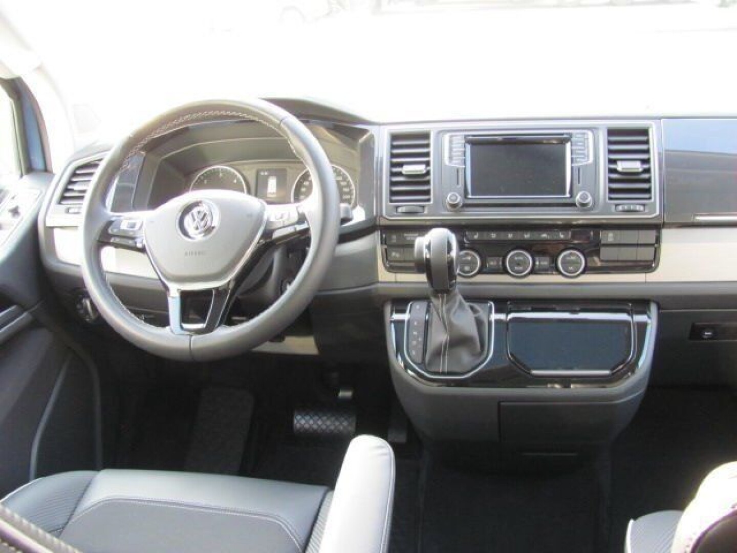 VW Multivan T6 Edition30 DSG 4Motion З Німеччини (10547)