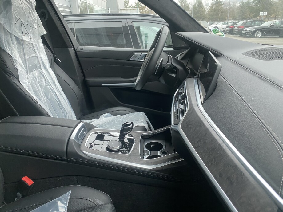 BMW X7 M50d 400PS LASER SKY-Lounge 7мест З Німеччини (37797)