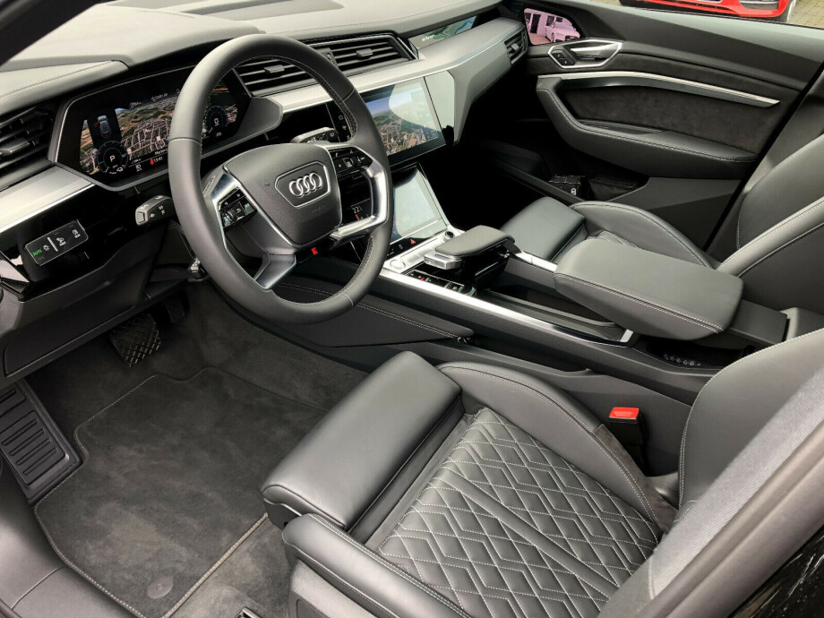 Audi e-tron З Німеччини (20754)