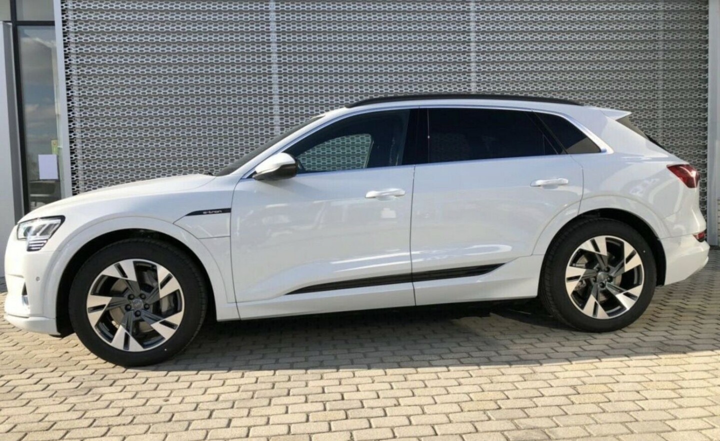 Audi e-tron 55 Quattro S-Line new-model З Німеччини (20760)