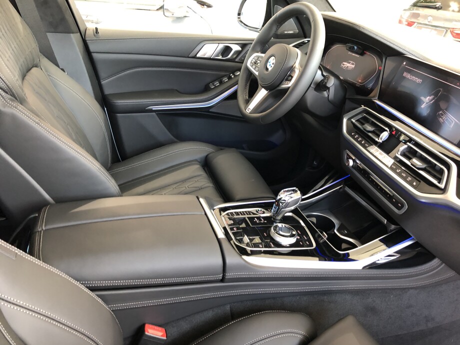 BMW X7 M50d (400PS) LASER-LED З Німеччини (21114)