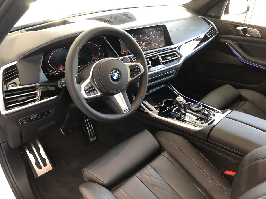 BMW X7 M50d (400PS) LASER-LED З Німеччини (21122)