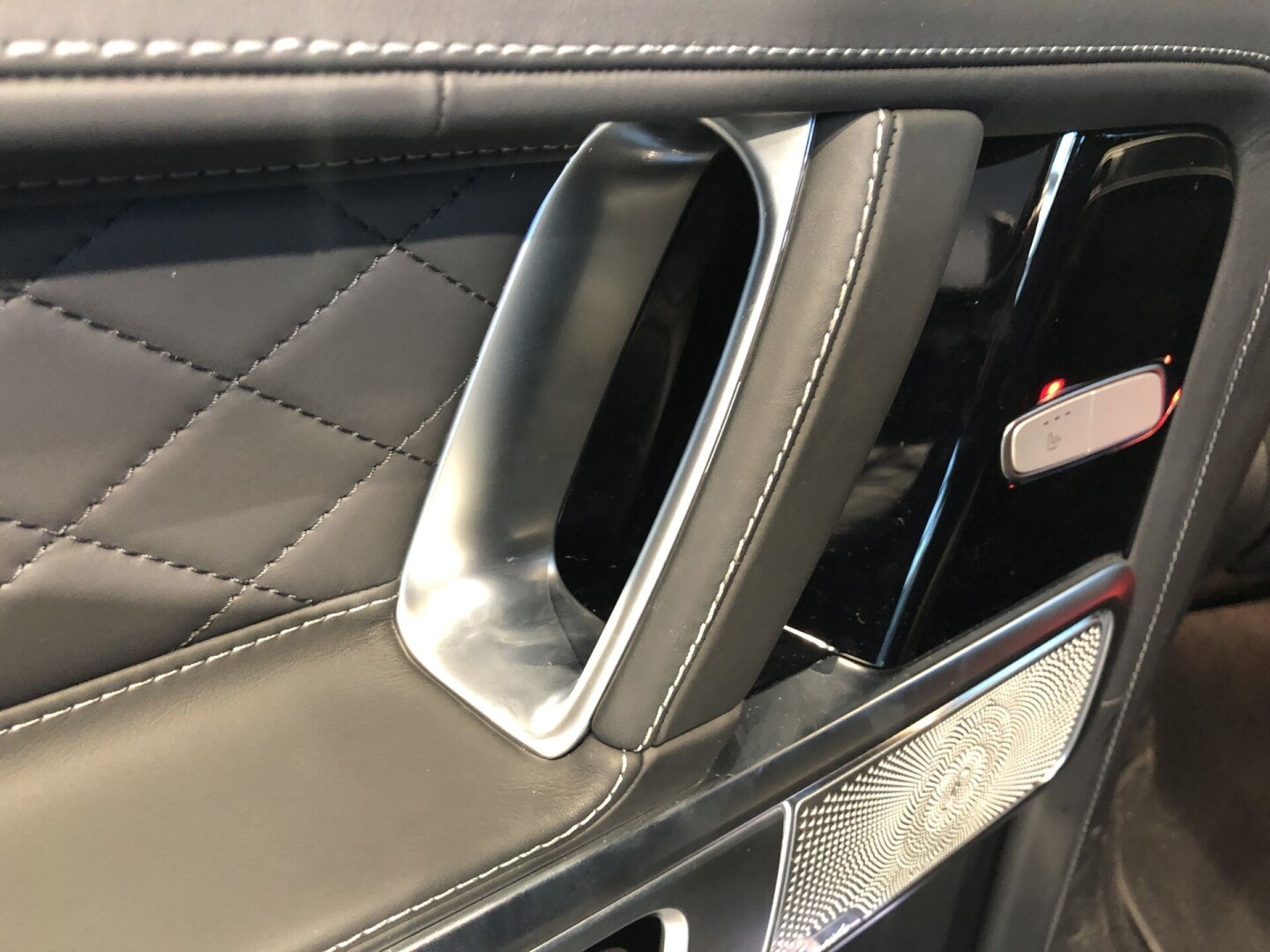 Mercedes-Benz G63 AMG Exclusive Carbon З Німеччини (22632)