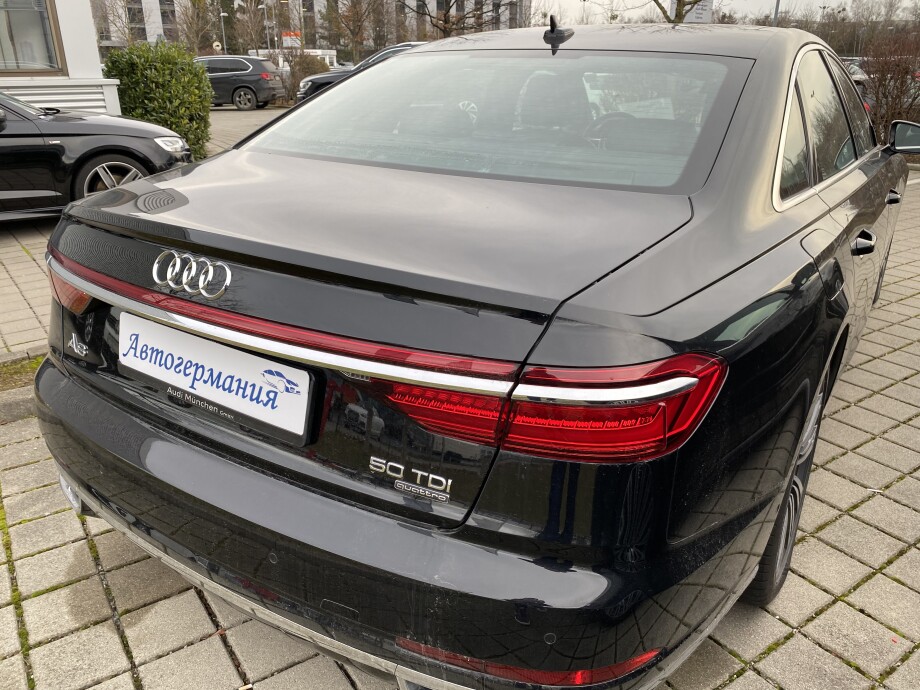 Audi A8  З Німеччини (25058)